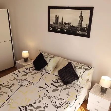 Lägenhet 3 Bedroom With Terrace And Free Parking Split